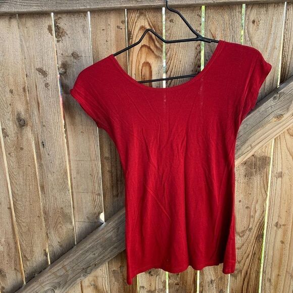 Short sleeve fitted top size small - Picture 6 of 6